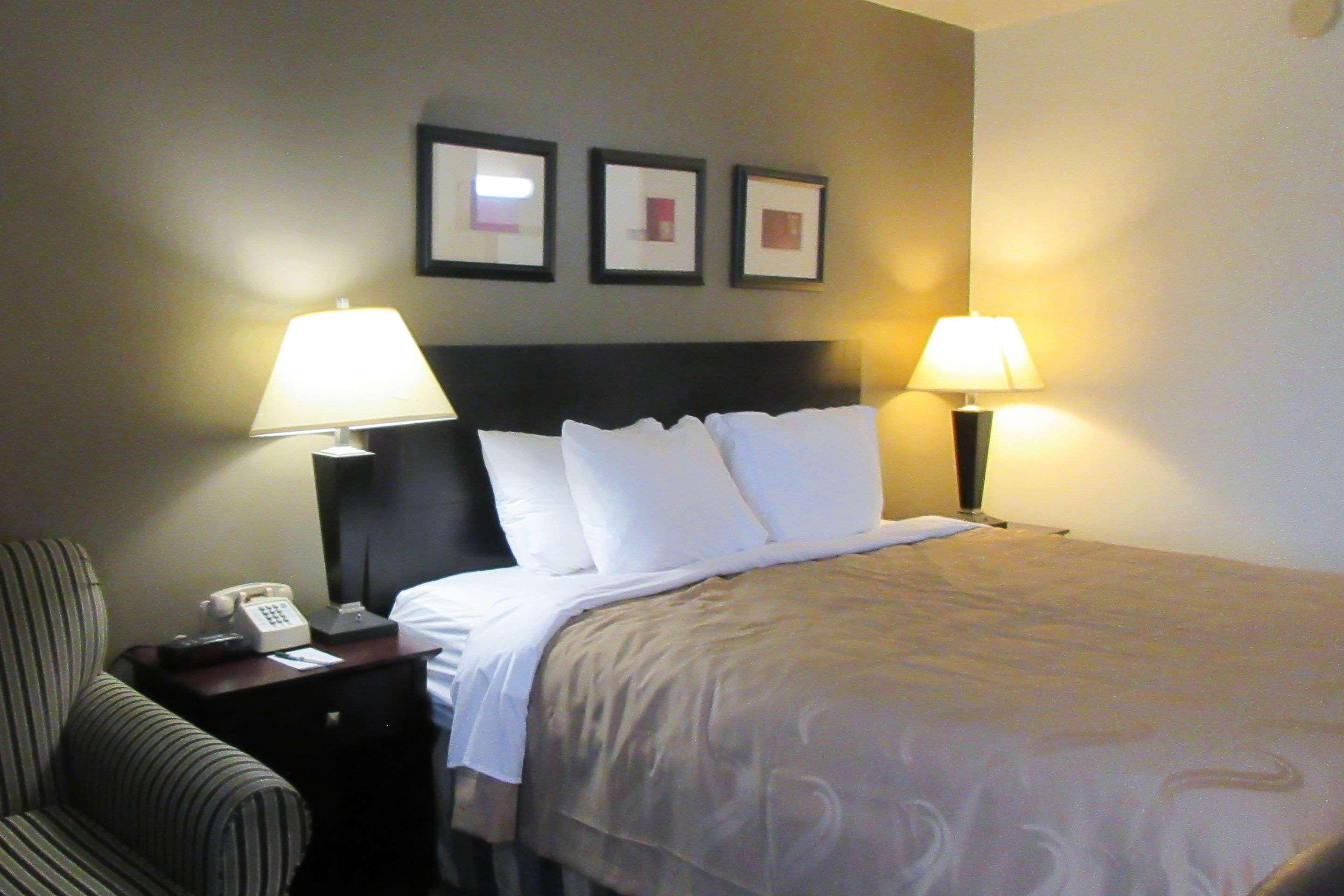 Quality Inn Longmont Bagian luar foto