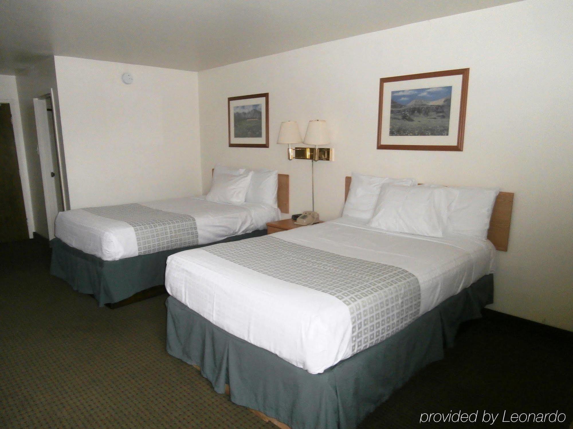 Quality Inn Longmont Bagian luar foto